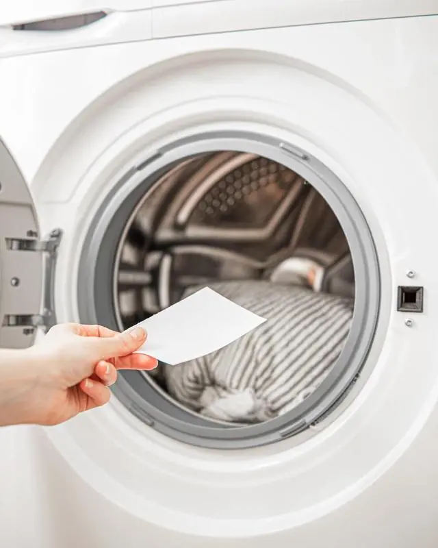 Alt view image 4 of 6 - Laundry Detergent Sheets - Fresh Linen - No Plastic Jug (60 Loads) 30 Sheets