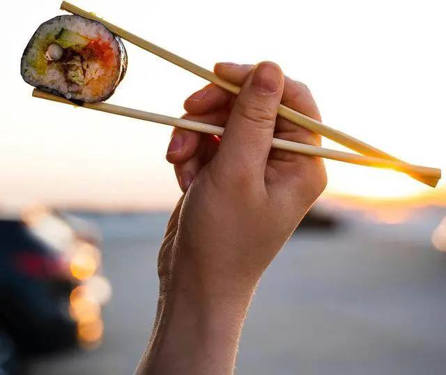 Alt view image 4 of 7 - 8.5 Inch X 25 Pairs Disposable Chopsticks,Simplea and Minimalistic Design,More Size Choices 7"/8.5"/9.5"/12"
