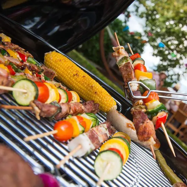 Alt view image 5 of 6 - Bamboo Skewers 10 Inch Wooden Skewers Sticks for Grilling, BBQ, Shish Kabob, Fruit, Yakitori. More Size Choices 8"/12", 100 PCS (10inch X 4mm)