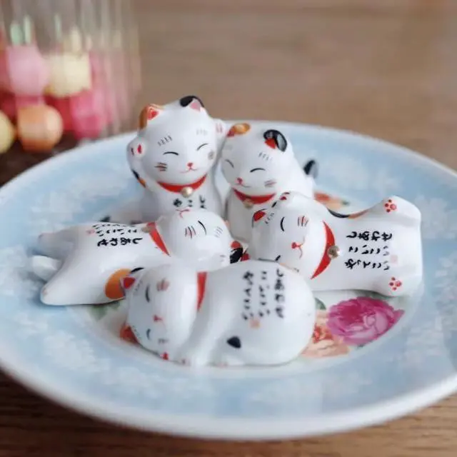 Alt view image 3 of 3 - Cute Cat Chopsticks Rest Dinner Spoon Stand Knife Fork Holder, Valentine's Day present (5pcs White)