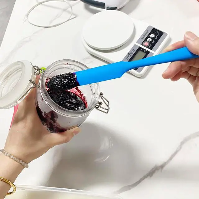 Alt view image 5 of 5 - 4Pcs Jar Spatula Long Handle Silicone,Kitchen Scraper for Mixing,Scraping, Cake Icing & Butter