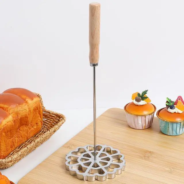 Alt view image 3 of 7 - Gatuida Kitchen Frying Snack Spoon Non-Stick Home Frying Handle Spoon with Wooden Handle 12.40 X 4.72 X 4.72 in Lightweight Cooking for Pancake Potato Pancake Home and Restaurant Use