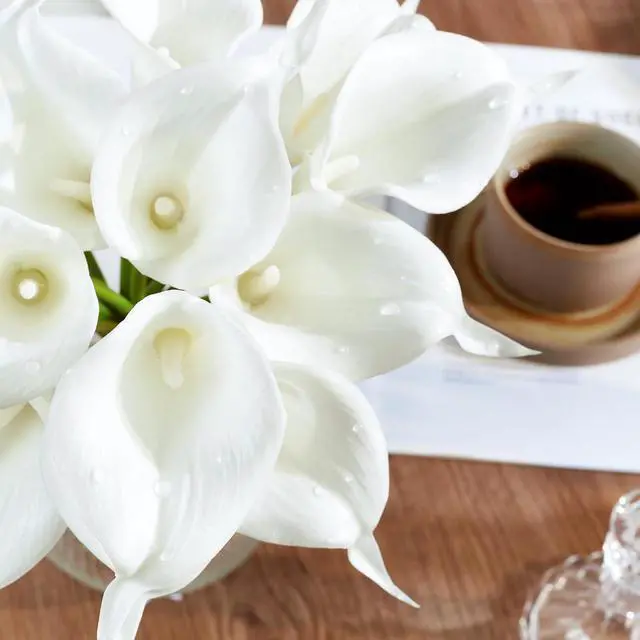Alt view image 3 of 7 - 12Pcs White Calla Lily Artificial Flowers for Wedding Bouquet