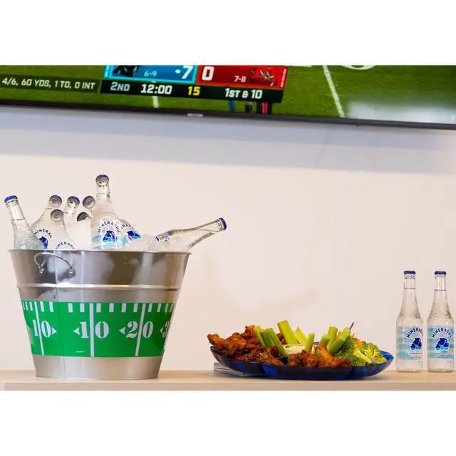 Alt view image 3 of 5 - Jarritos Mineragua Sparkling Water, 12.5 fl oz Glass Bottle, 12 Pack