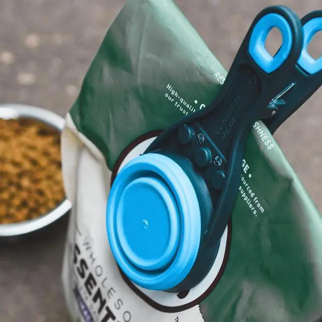 Alt view image 5 of 7 - Dexas Popware for Pets Collapsible Klip Scoop, 3-in-1 Pet Food Scoop, Measuring Cup and Bag Clip, 1 Cup Capacity, Blue