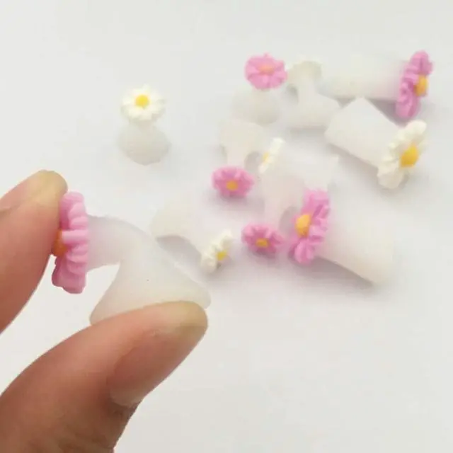 Alt view image 3 of 6 - BlingKingdom 16pcs Daisy Toe Separators Silicone for Pedicure Nail Polish Gel Foot Toe Spacers Pedicures Nail Art Tools