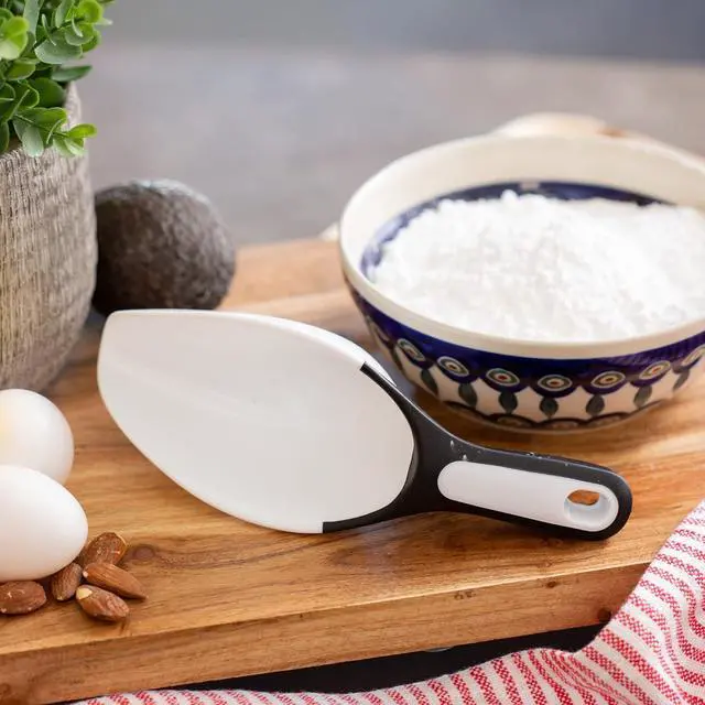 Alt view image 3 of 7 - Chef Craft Select Plastic Scoop, 1 Cup, White