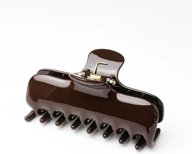 Main image of 3.7 Inch Large Hair Claw Clips Nonslip Acrylic Shark Hair Clips Upgraded Springs Strong Hold Cute Hair Accessories for Women Korean Version Hair Clip for Women (Chocolate)