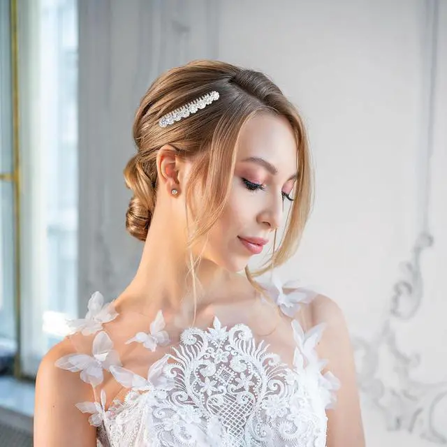 Alt view image 6 of 7 - 2Pcs Rhinestone Side Hair Combs Alloy Pearl Hair Comb Hairs Combs for Women Accessories Bridal Jewelry Clips Comb Flower Hairs Side Comb for Women Bridal Wedding(Silver)