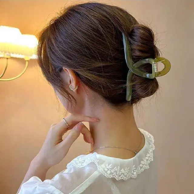 Alt view image 7 of 7 - large claw clips, jumbo hair clip, claw hair clips for women, hair clips for thin hair, 4 pcs, 6-inch, Neutral Color.