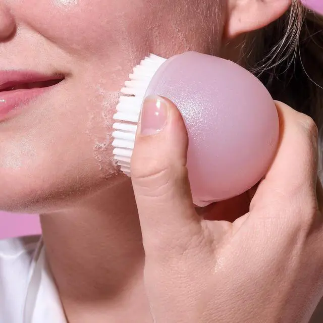 Alt view image 5 of 6 - EcoTools Deep Cleansing Facial Brush, Manual