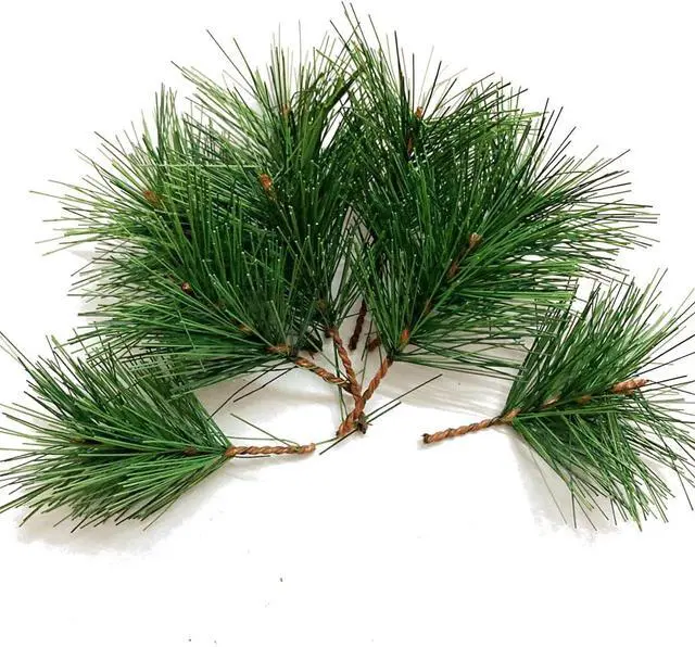 Main image of Green Plants Pine Needles Artificial Pine Needles Branches Fake Pine Picks for Christmas Garland Wreath Decorations (3.9inch)