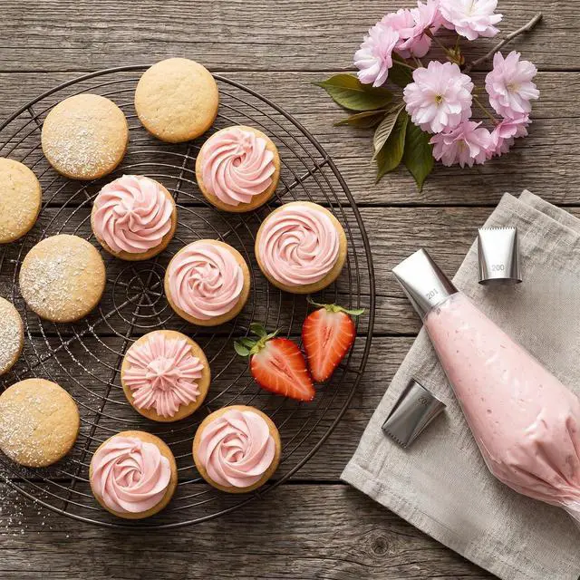Alt view image 3 of 7 - Extra Large Piping Tips, 3 PCS Big Piping Tips Stainless Steel Half Row Braided Flower Cake Decorating Tip Boquillas Para Reposteria for Cupcakes, Cake, Cookie Buttercream and Decorating