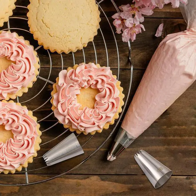 Alt view image 5 of 7 - Giantree 3 PCS 6B Cake Piping Nozzle Tips, Stainless Steel Large Piping Tips Cake Decorating Tools for Buttercream Icing Birthday Cake Cupcake DIY Baking Supplies