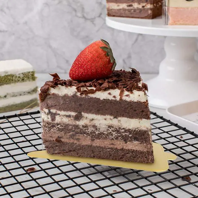 Alt view image 5 of 7 - HANSGO Triangle Cake Bases, 100PCS Mini Cake Board Mousse Cake Cardboards Dessert Display Trays Golden Pastry Plates