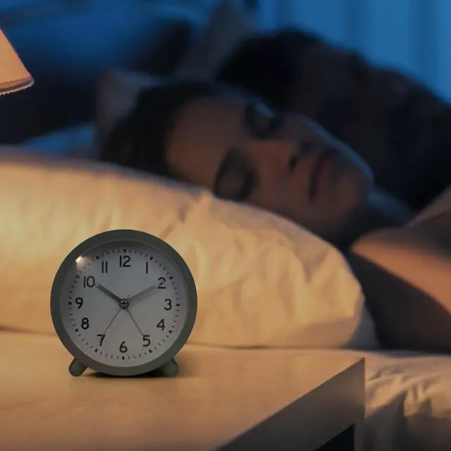 Alt view image 5 of 6 - MainStays Green Mini Analog Alarm Clock