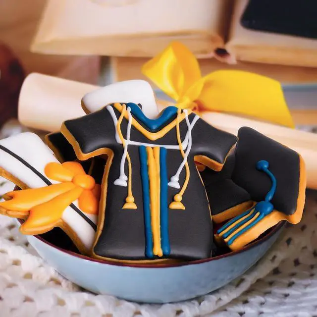 Alt view image 5 of 7 - Graduation Cookie Cutters Set 3 Pieces, Stainless Steel Graducation Cap Cookie Cutter, Diploma, Graduation Gown Dress Cookie Cutter for Graduation Celebration Party