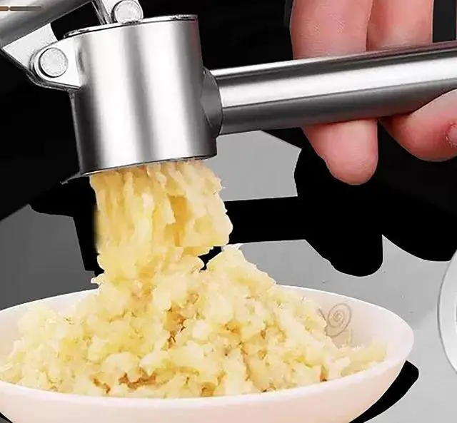 Alt view image 5 of 7 - Manual Garlic Press, 165 Grams 304 Stainless Steel Garlic Paste Tools for Crushing Vegetables and Spice (1)