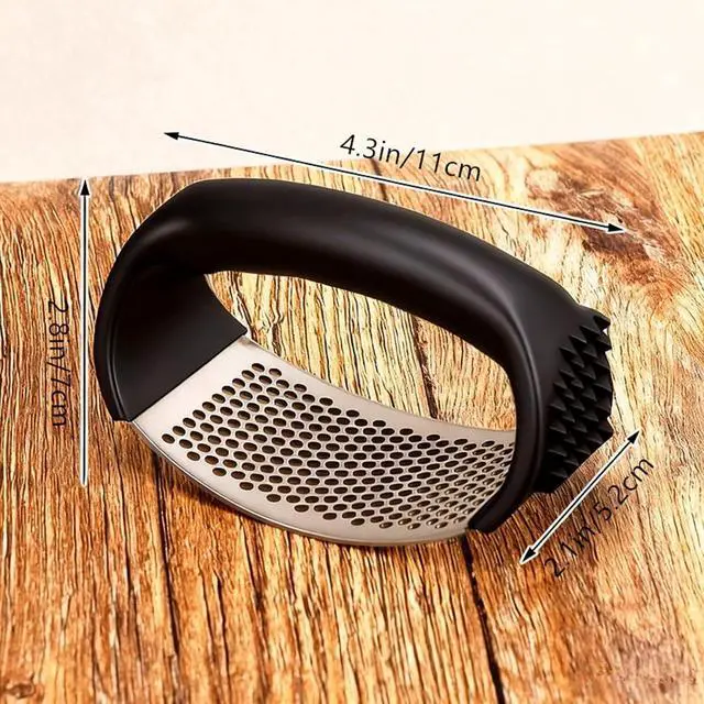 Alt view image 4 of 7 - Bestac Stainless Steel Garlic Press, for Kitchen Use, Easy-Clean & Ergonomic Handle for Easily Crushing, Cooking Gadget (1)