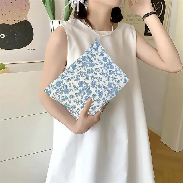 Alt view image 4 of 5 - STARDW Aesthetic Floral Makeup Bag Cute Small Cosmetic Bags for Women Girls, Travel Toiletry Bag Large Capacity Zipper Makeup Pouch, Purse Organizer Pouches (Floral Blue)