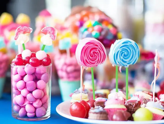 Alt view image 6 of 7 - 50Pcs Candy Paper Sticks Candy Making Treat Stick for Christmas Birthday Party Cake Pop Cupcake Topper Rainbow Candy Cookie Dessert Chocolate Sucker (Light Green, 3.5x100mm)