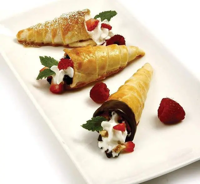 Alt view image 5 of 7 - 12pcs Cream Horn Molds, Stainless Steel Baking Cones, Non-stick Baking Molds for Danish Pastry Lady Lock Form, Ice Cream Mold, Cream Roll, Croissant(Cone)