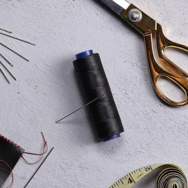 Alt view image 4 of 6 - Waxed Thread, Strong Thread for Leather, Upholstery, Shoe, Bag, incl. Needle (Colour: Black)
