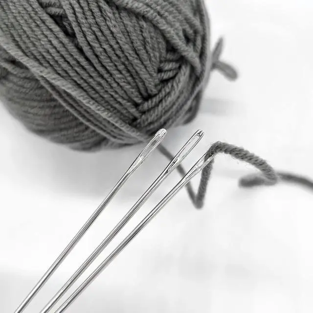 Alt view image 5 of 7 - Medsuo 9pcs 4.9"/5.9"/6.9" Extra Long Darning Needles Sewing Needles Big Eye Hand Quilting Needles for Doll Making Webbing Carpet Leather Canvas Repair Stitching and Crafting Project