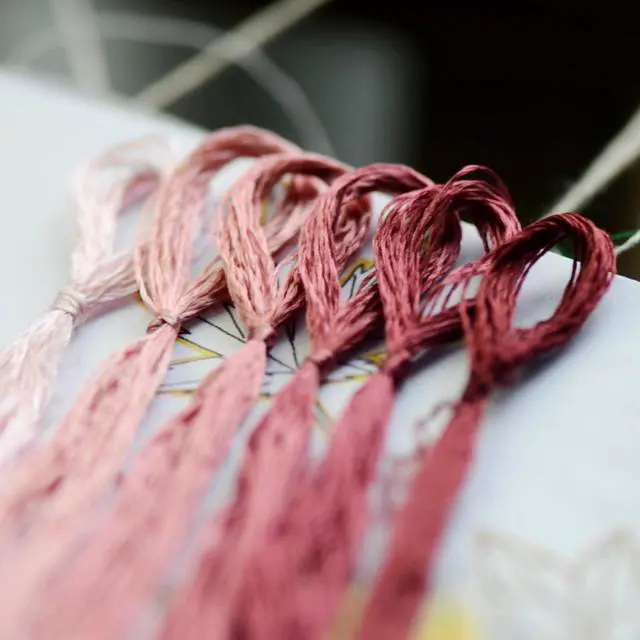 Alt view image 2 of 7 - 6 Skeins Mulberry Silk Floss Embroidery Thread Floss-Cross Stitch Threads China Silk Woven Jewelry Threads DIY Sewing Kits (16)