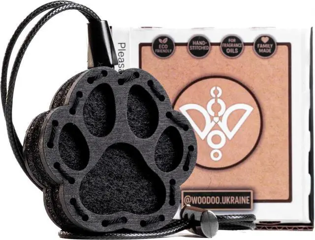 Main image of Wood Car Air Freshener Paw Designed Handmade Unscented DIY Essential Oil Hanging Diffuser with Felt Insert Add Your Own Oils Refillable Car/Truck/SUV Cardboard Box