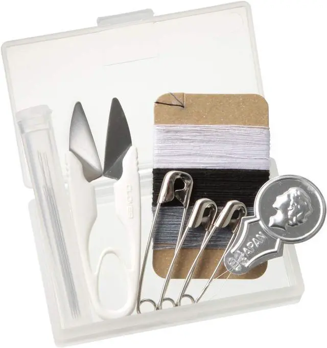 Main image of MUJI Portable Sewing Kit