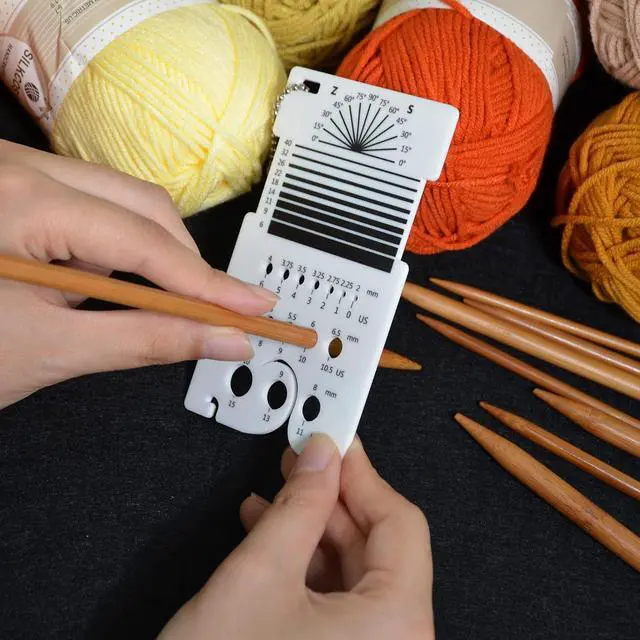 Alt view image 4 of 7 - UPTTHOW Knitting WPI Multifunctional Combo Ruler for Spinners Yarn | Acrylic guide, combo guage, needle gauge spinning control card, crochet accessories, WPI ruler, with hook