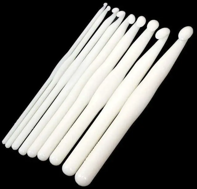 Main image of UTENEW Set of 9 White Handle Plastic Crochet Hook Smooth Knitting Needles 3-12mm Crochetting Yarn 5.9 Inch