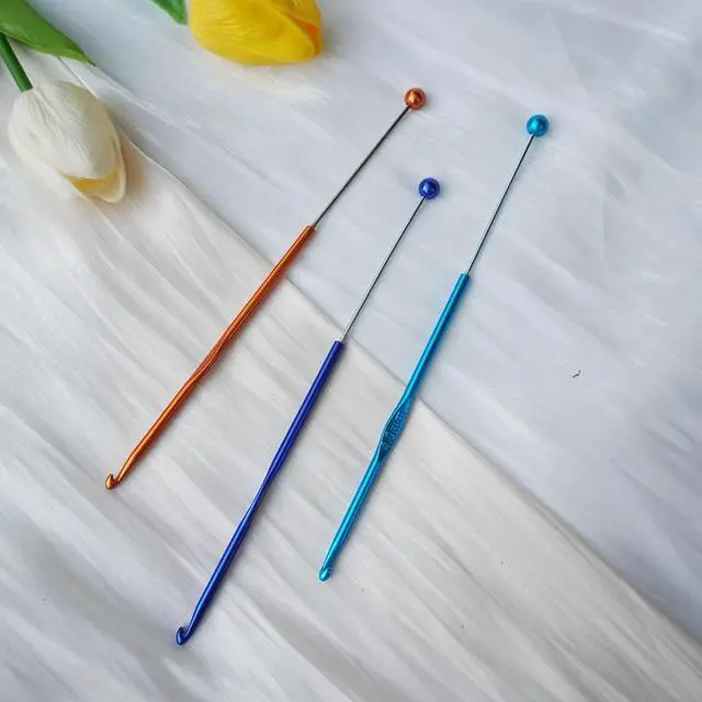 Alt view image 4 of 7 - 6 Pack DIY Beadable Crochet Hooks Knitting Needles Set Aluminum Handle for Focal Beads Colors (Blue Purple Red Orange Pink Light Blue, 4 mm)