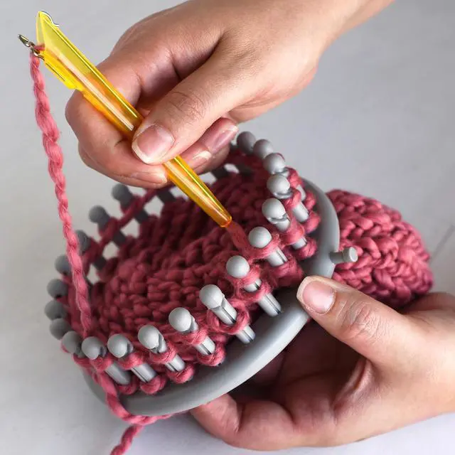Alt view image 4 of 6 - Boye Loom Pen Threading Tool | Wrap Loom Pegs Smoothly & Quickly, Yarn Threader Stored Inside