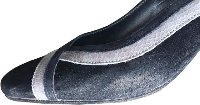 Alt view image 5 of 6 - Pedag Suede Shoe Cleaner Brush | Made in Germany | 4-Way Cleaning & Refreshing | Brass & Nylon Bristles + Rubber | for Suede Nubuck & Velvet Shoes Boots & Bags | 1 Brush