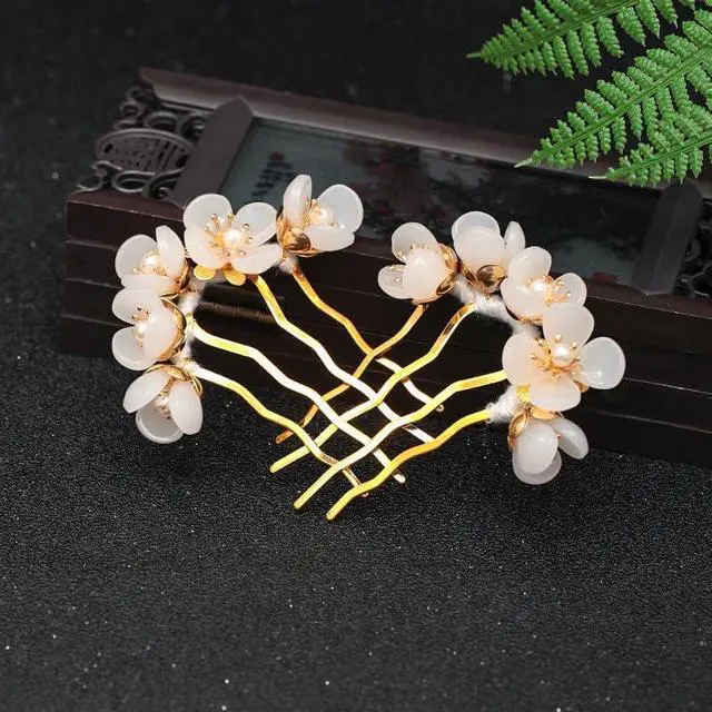 Main image of 2pcs Retro Chinese Hanfu Wedding Brides Hair Accessories, Camellia Flower Tassels Hairpin, Crystal Rhinestone Pearl Hair Clips Headpiece, White