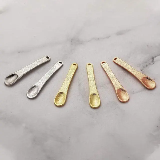 Alt view image 6 of 7 - Tekson 6 Pieces Metal Cosmetic Skincare Spatula, Mini Mask facial Reusable Scoop, Makeup Beauty Spoons for Cream, Lotions, Moisturizers (Rose Gold, Gold, Silver)