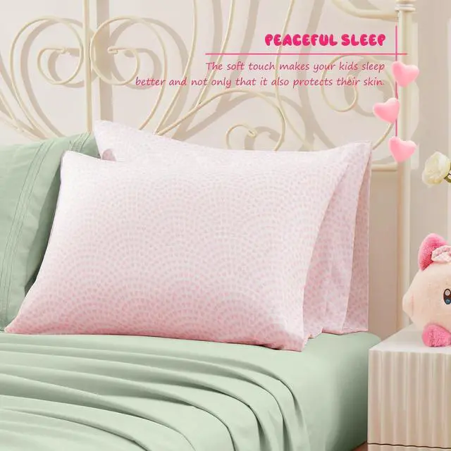Alt view image 2 of 7 - Kids Pillowcase Pink Heart Printed Standard Pillow Cases, Microfiber Kids Pillow Cases for Girls - Soft & Breathable 20x26 Pillow Covers(1Pcs)