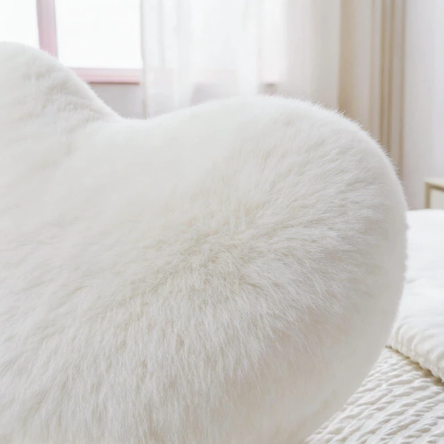 Alt view image 3 of 6 - 2PCS Throw Pillows Cute Room Decor Heart Pillow Home Decor Decorative Couch Pillows Bed Pillows Outdoor Pillows Valentine Gifts,White 9"*13"