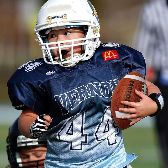 Alt view image 5 of 7 - 6-Pack Junior Size 6 Footballs with Textured Grip Kids Youth Practice, Match & Scrimmage Play, Indoors/Outdoors All-Weather Use, Pump Included