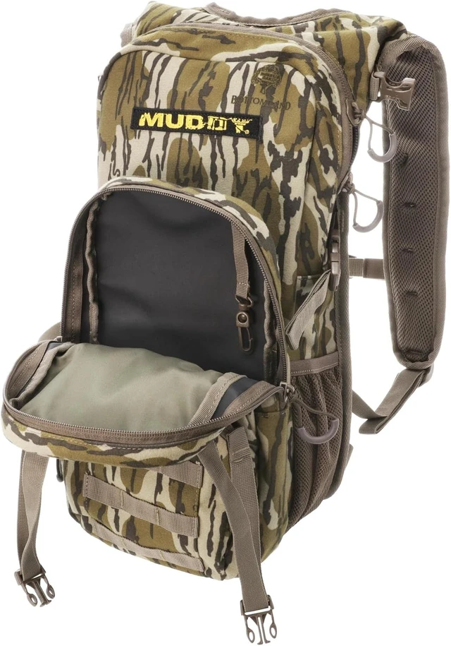 Alt view image 6 of 7 - Outdoors Pro 1075 Hunting Backpack Mossy Oak Bottomland