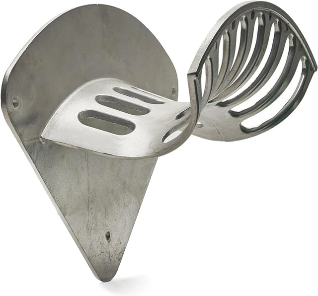 Main image of Outside Hose Reel, 13" x 5.25" x 9.75"