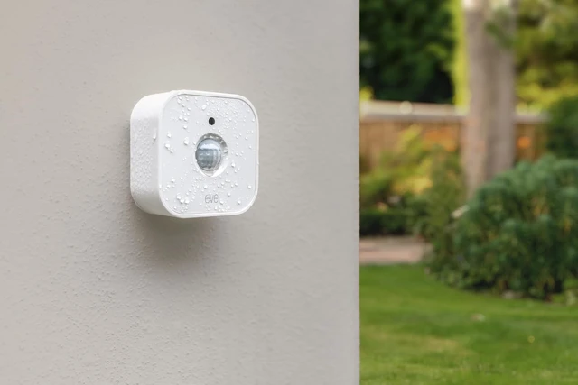 Alt view image 2 of 7 - Motion (Matter) Smart Motion Sensor with Light Sensor, IPX3 Water Resistance, Automatic Activation of Lights & Devices, Thread