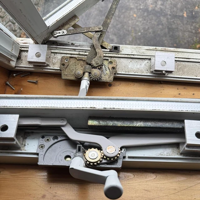 Alt view image 5 of 7 - Casement Window Dual Arm Operator, 4-7/16" Marvin & Truth Entrygard OEM #20810 Compatible, 15 Series Window Crank TH 23077 Replacement, Right Hand