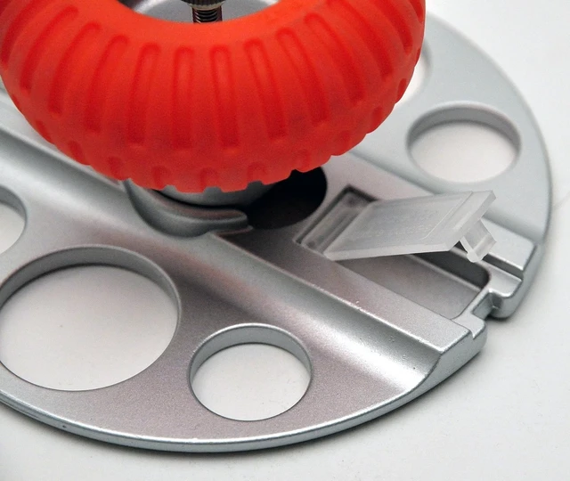 Alt view image 6 of 7 - Heavy-Duty Circle Cutter, 1-3/16 ~ 10-1/4 Dia. (C-3000GP)