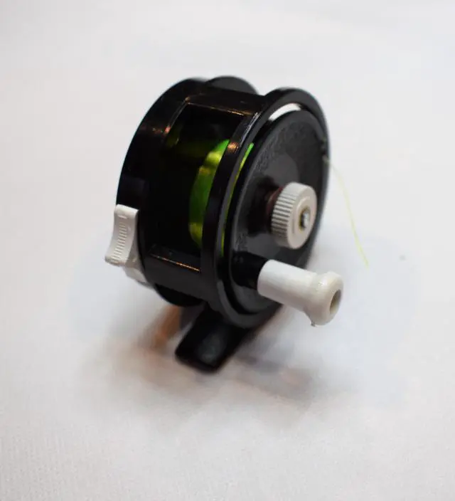 Alt view image 4 of 5 - B'n'M Pole Company West Point Crappie Fishing Reel