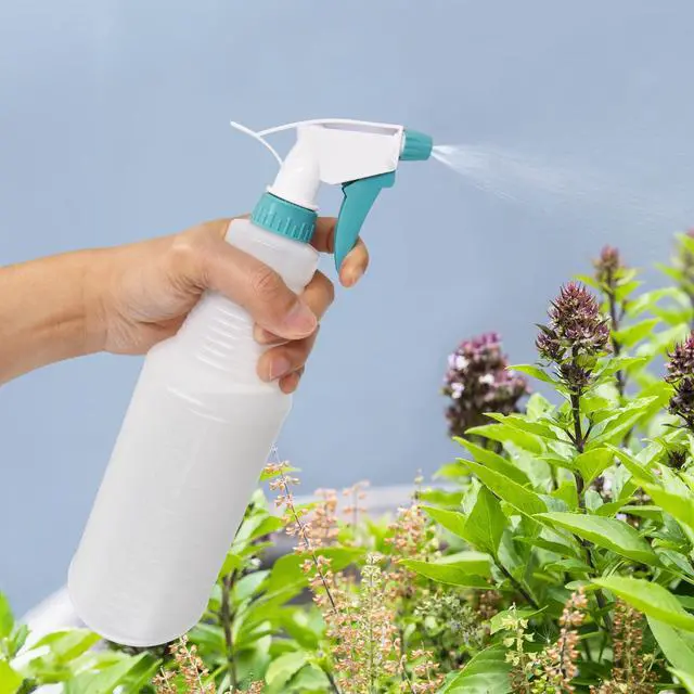 Alt view image 2 of 7 - (4 pack) Mainstays Plastic Clear Spray Bottle with Teal Lid and Nozzle, 28 oz.