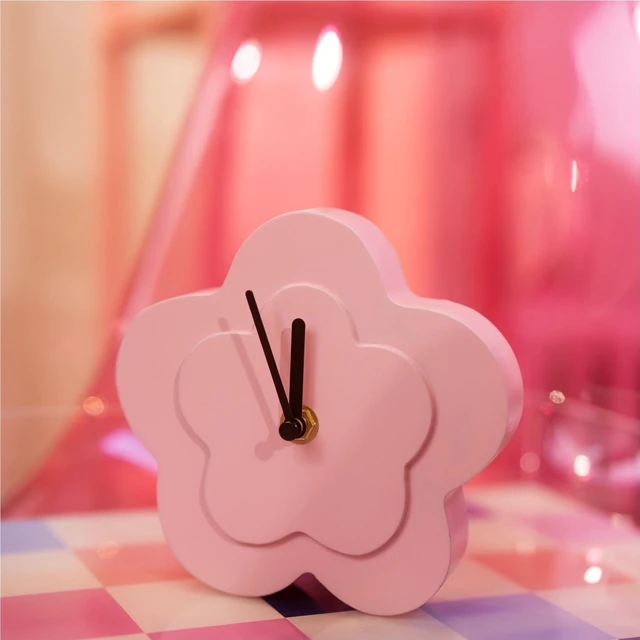 Alt view image 4 of 5 - Urban Shop 5.7" Quartz Daisy Table Top Clock