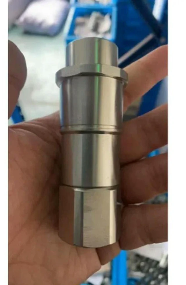 Alt view image 2 of 3 - AJMRTC Hydraulic Valve Quick Connector, OEM 303-093 Agricultural Machinery Replacement Part, Heavy Duty Hydraulic Quick Connect Fitting for Farm Equipment Hydraulic System Repair